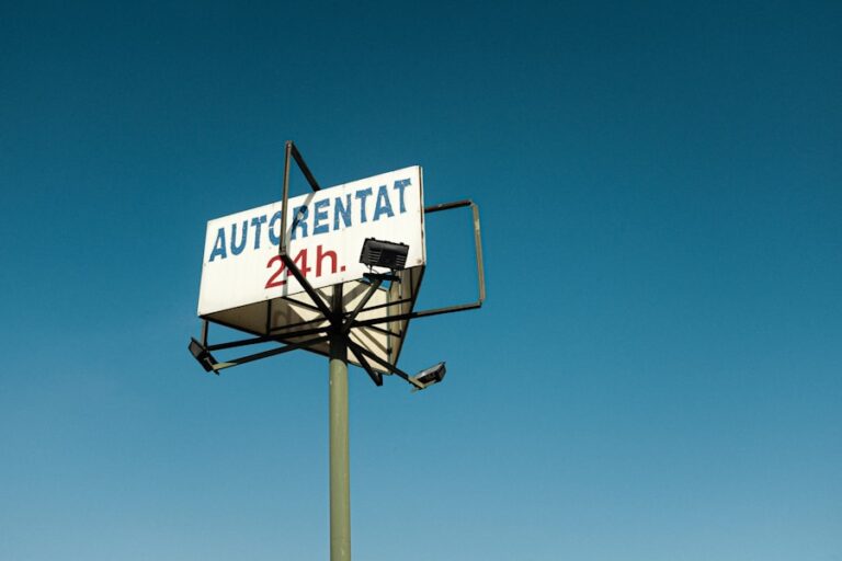 Ghid practic pentru a-ti automatiza sarcinile de social media