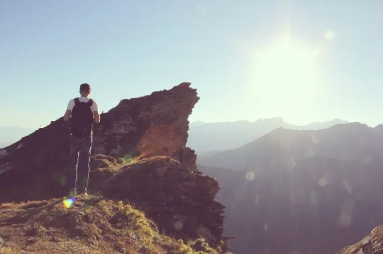 Photo "Guide to Developing a Present-Focused Mindset"