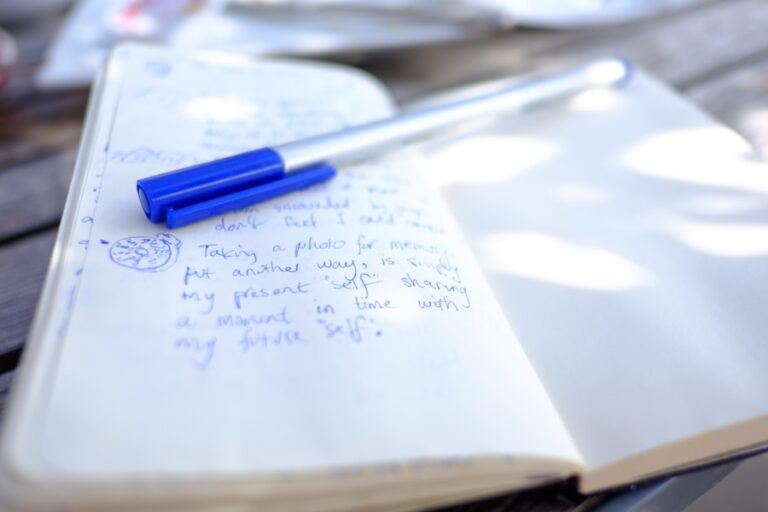 10 sfaturi pentru a-ti imbunatati abilitatile de luare a notitelor