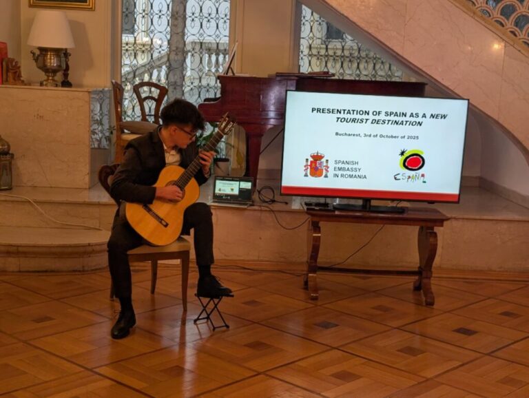 Ambasada Spaniei a sărbătorit „Ziua Mondială a Paellei 2025” la București printr-un eveniment dedicat gastronomiei și turismului valencian