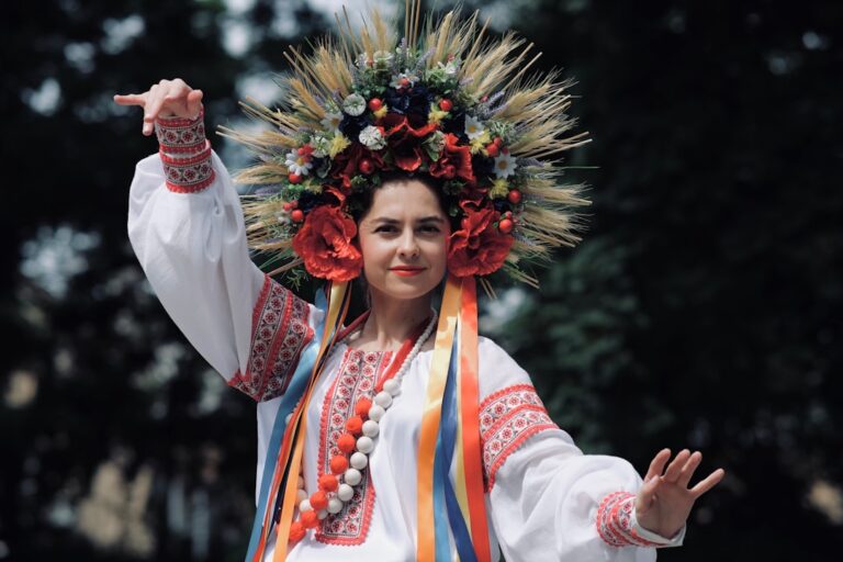 Cum să îți dezvolți cultura generală pentru discuții captivante