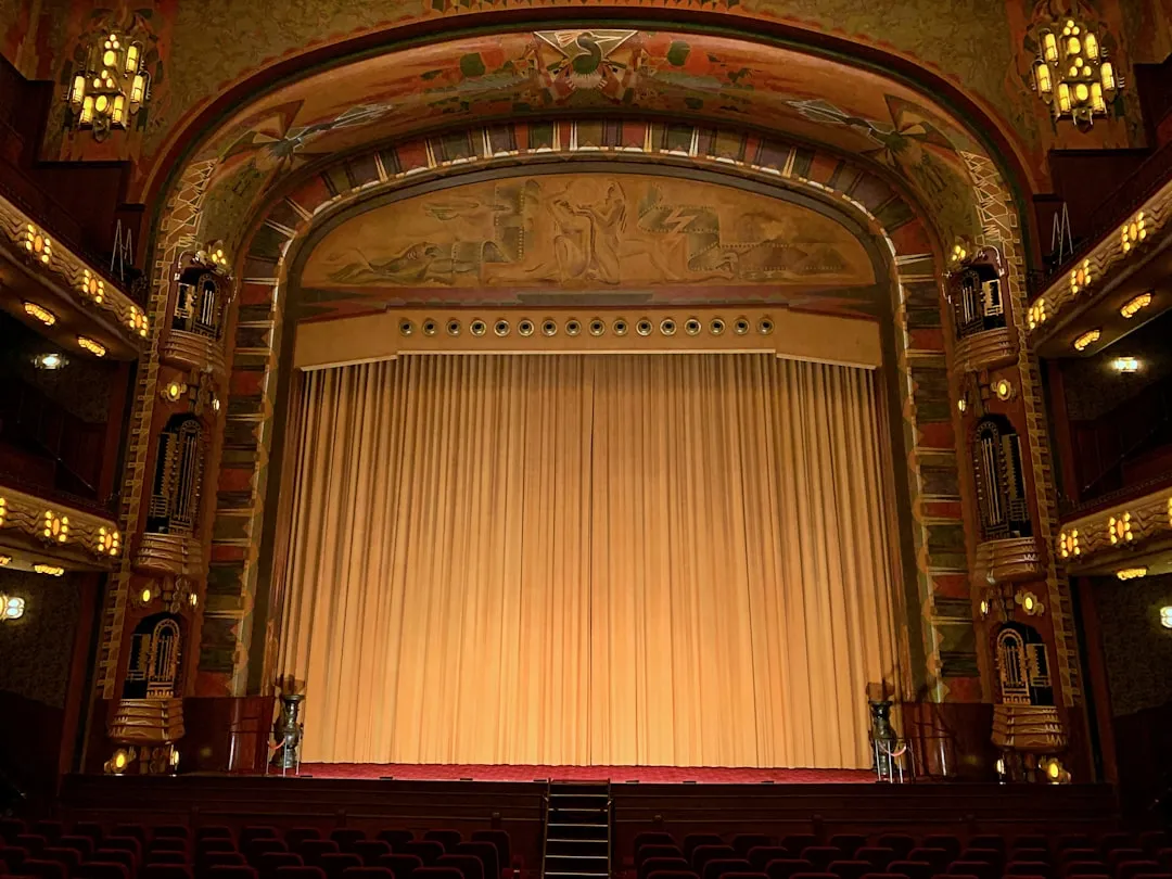 Photo Romanian theater history
