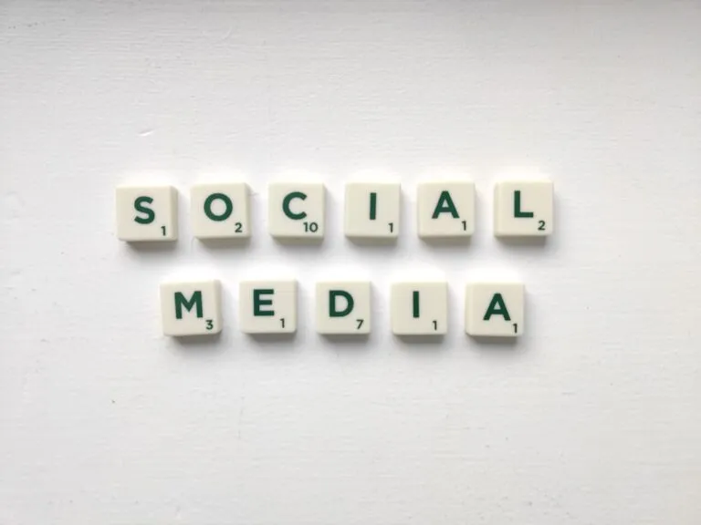 Dezvoltarea Inteligenței Sociale Prin Observație Photo social intelligence