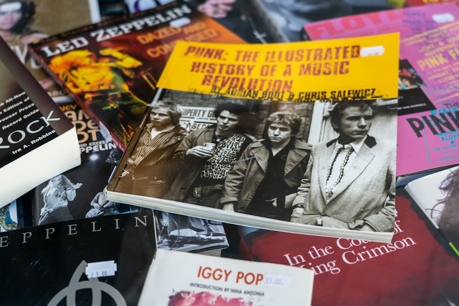 Photo music pop evolution
