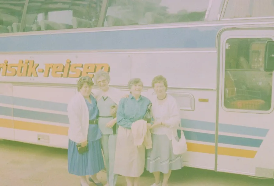 Photo group travel mistakes